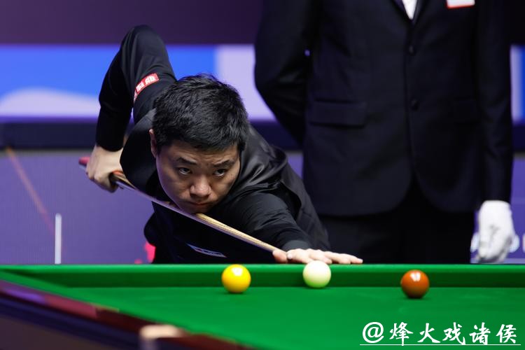 斯诺克西安大奖赛丁俊晖跻身16强 斯诺克西安大奖赛丁俊晖跻身16强