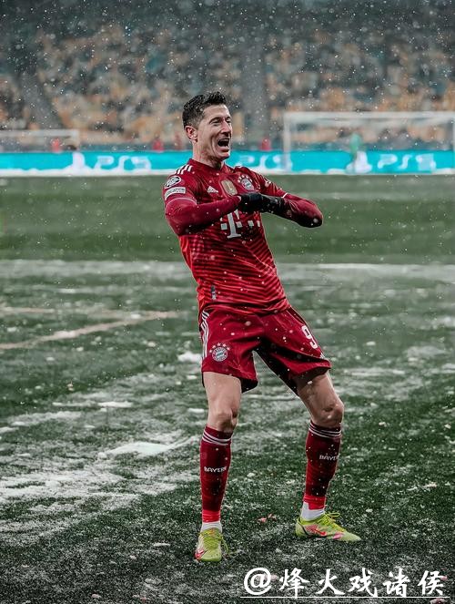 德甲-莱万进球库蒂尼奥传射建功 拜仁客场险胜 德甲-莱万进球库蒂尼奥传射建功 拜仁客场险胜